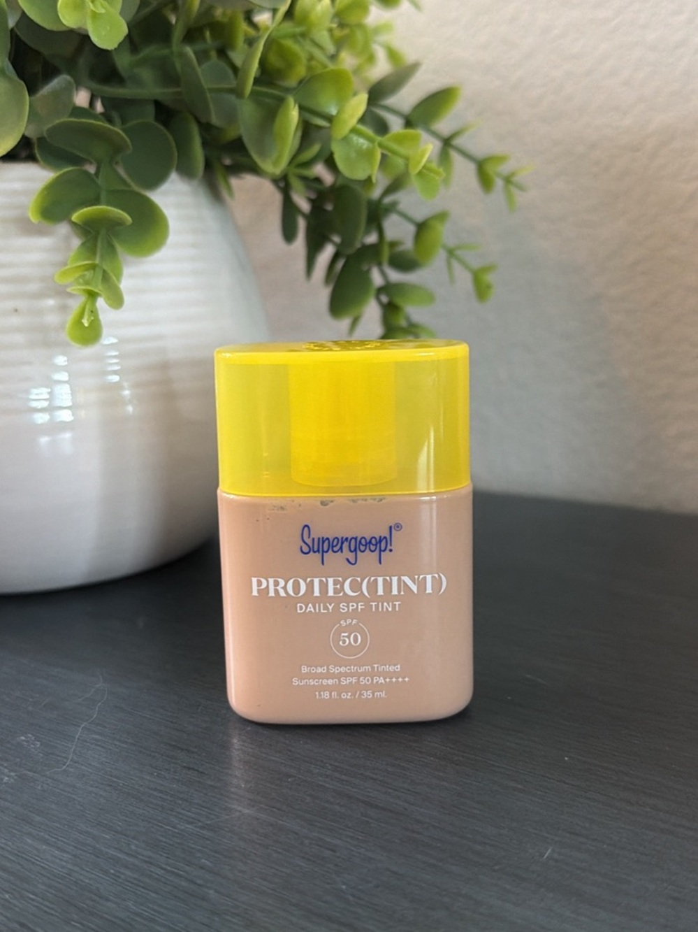 Supergoop! PROTEC(TINT) Daily Tint SPF 50 - 24N
